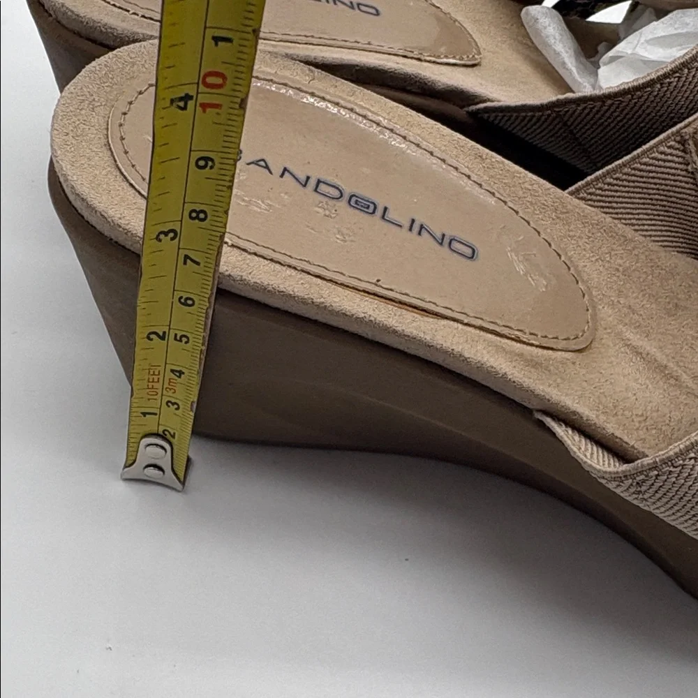 Bandolino Donovan Tan and Snakeskin Slide Sandals, Size 9M